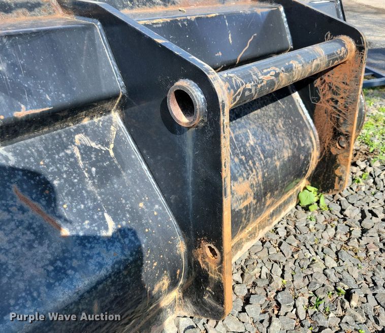 image for item IQ9996 6' W bucket