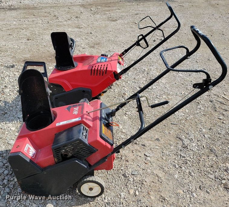 image for item IQ9997 (2) snow blowers