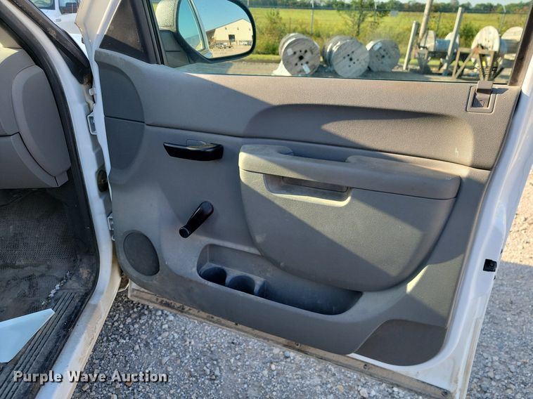 image for item JE9498 2012 Chevrolet Silverado 1500  pickup truck