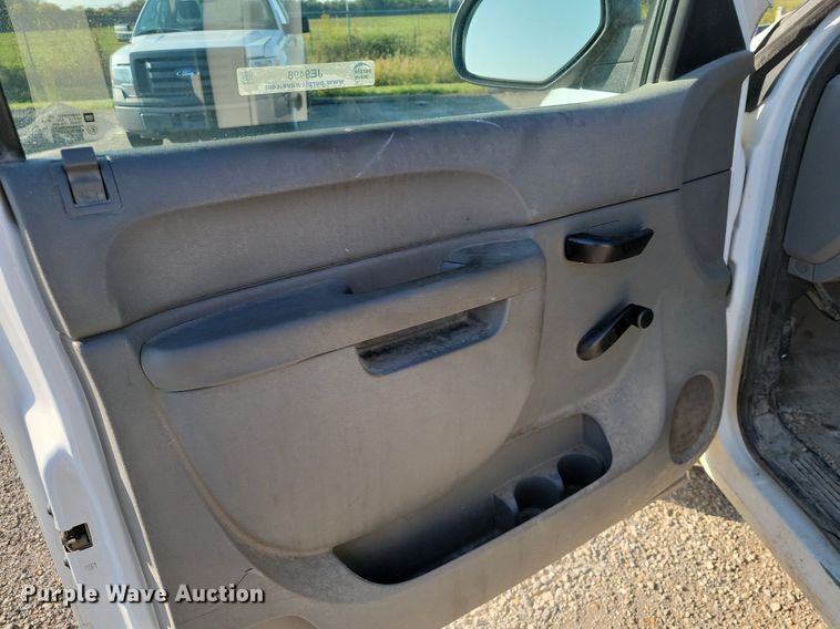 image for item JE9498 2012 Chevrolet Silverado 1500  pickup truck