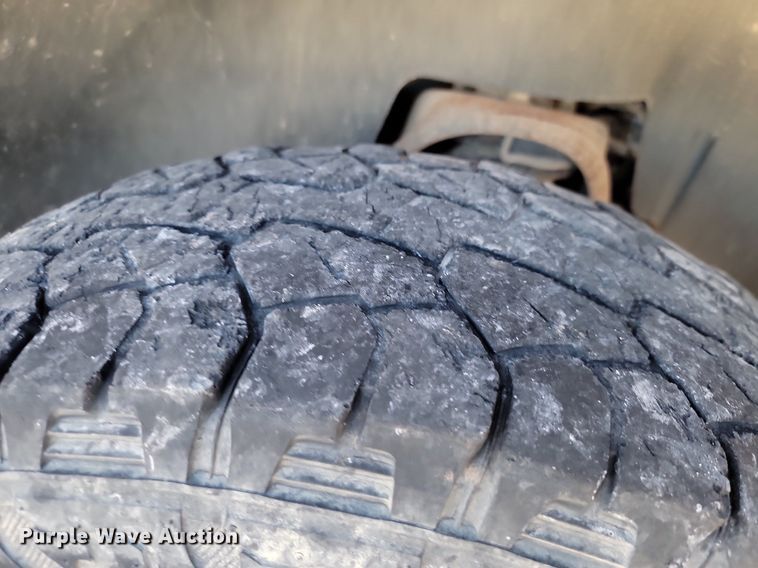 image for item JE9498 2012 Chevrolet Silverado 1500  pickup truck