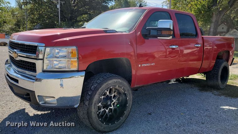 image for item JE9499 2008 Chevrolet Silverado 2500 Z71  Crew Cab pickup truck