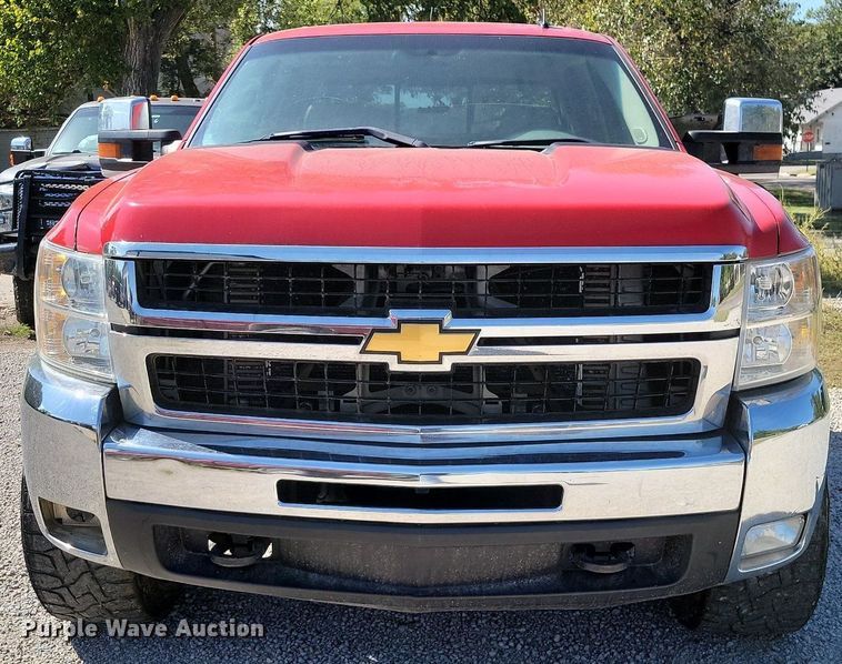 image for item JE9499 2008 Chevrolet Silverado 2500 Z71  Crew Cab pickup truck