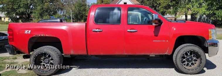 image for item JE9499 2008 Chevrolet Silverado 2500 Z71  Crew Cab pickup truck