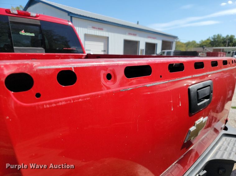 image for item JE9499 2008 Chevrolet Silverado 2500 Z71  Crew Cab pickup truck