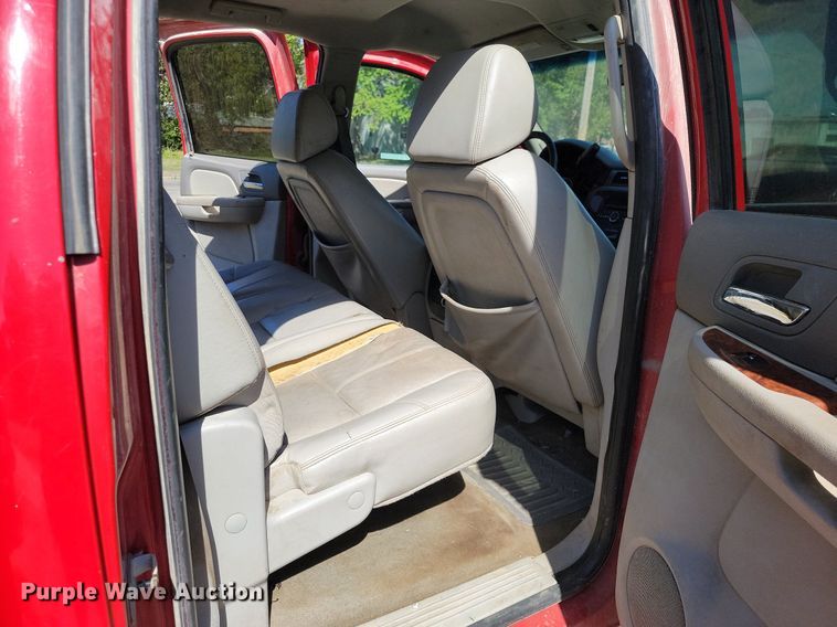 image for item JE9499 2008 Chevrolet Silverado 2500 Z71  Crew Cab pickup truck