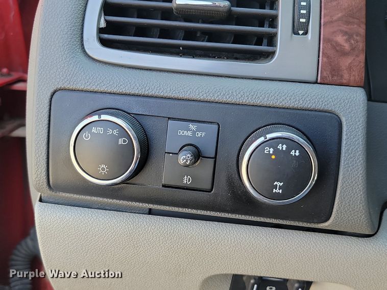 image for item JE9499 2008 Chevrolet Silverado 2500 Z71  Crew Cab pickup truck