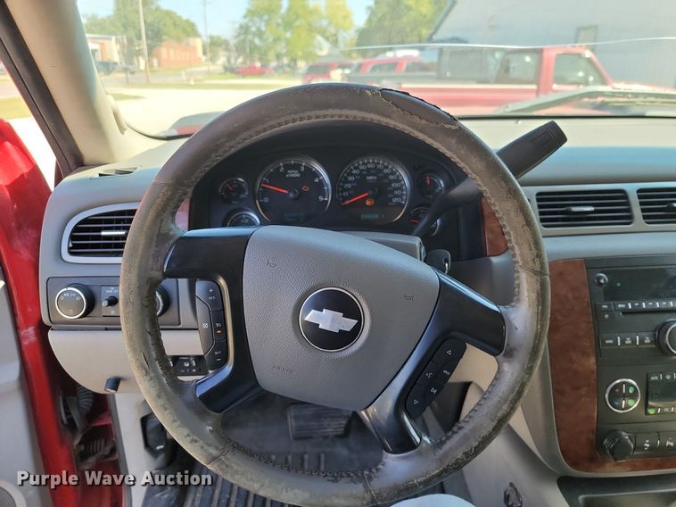 image for item JE9499 2008 Chevrolet Silverado 2500 Z71  Crew Cab pickup truck