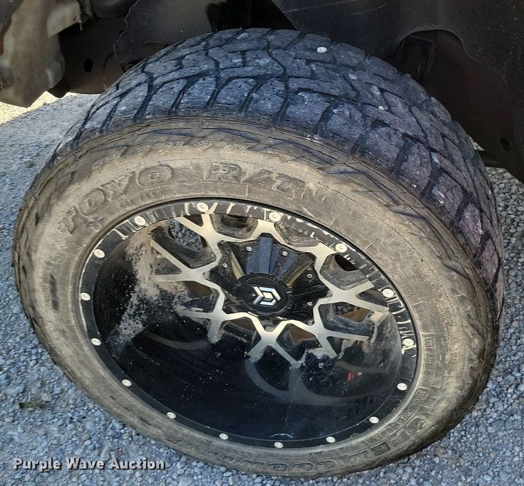 image for item JE9499 2008 Chevrolet Silverado 2500 Z71  Crew Cab pickup truck