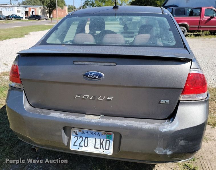 image for item JE9500 2010 Ford Focus