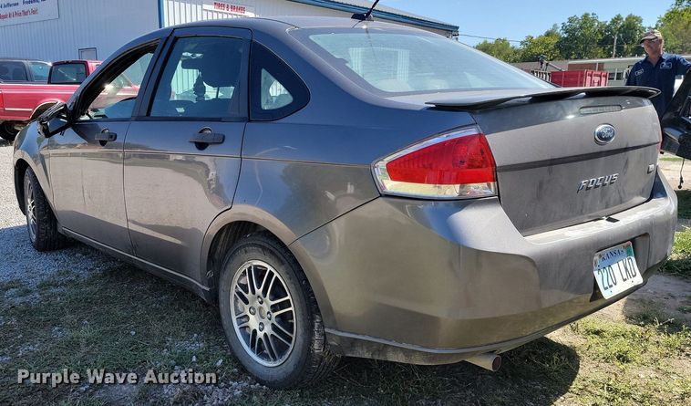 image for item JE9500 2010 Ford Focus