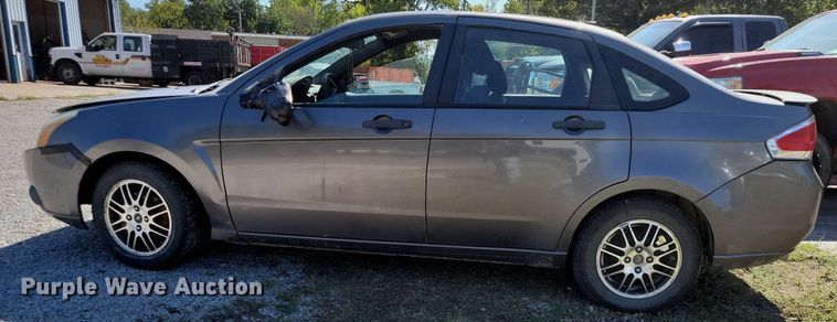 image for item JE9500 2010 Ford Focus