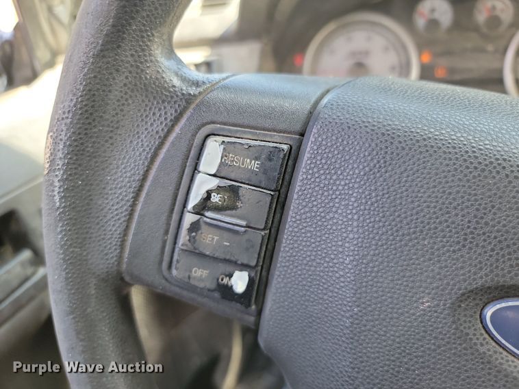 image for item JE9500 2010 Ford Focus