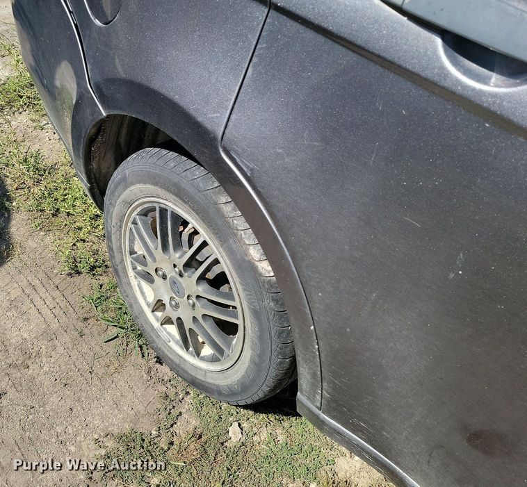 image for item JE9500 2010 Ford Focus