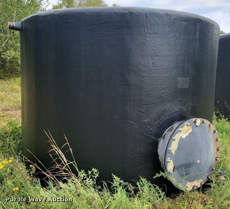 image for item JE9509 Oil tank