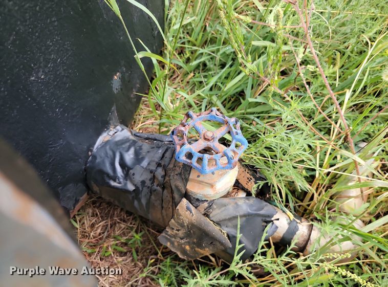 image for item JE9509 Oil tank