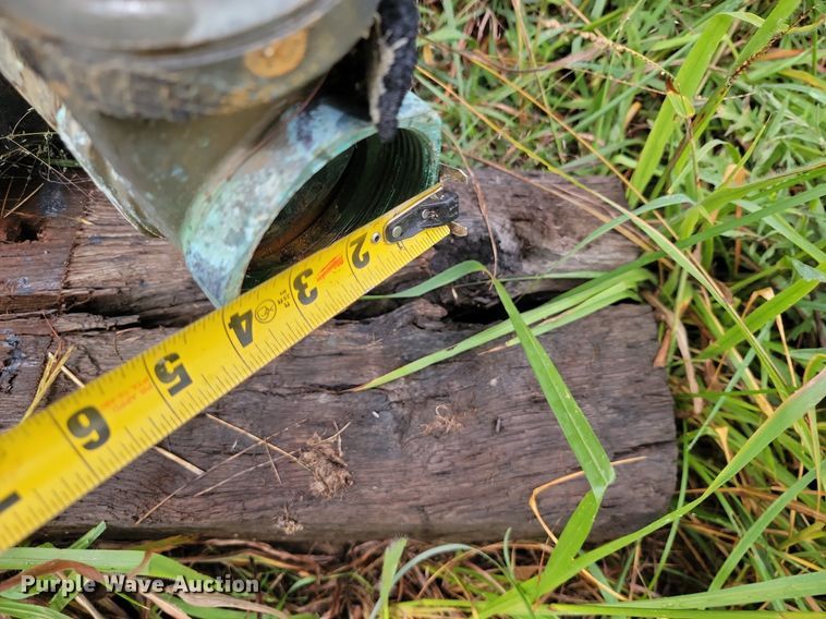 image for item JE9510 Oil tank