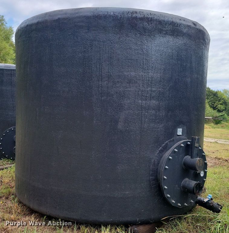 image for item JE9511 Oil tank