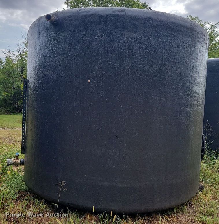 image for item JE9511 Oil tank