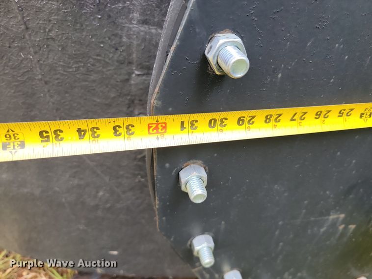 image for item JE9511 Oil tank