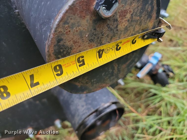 image for item JE9511 Oil tank