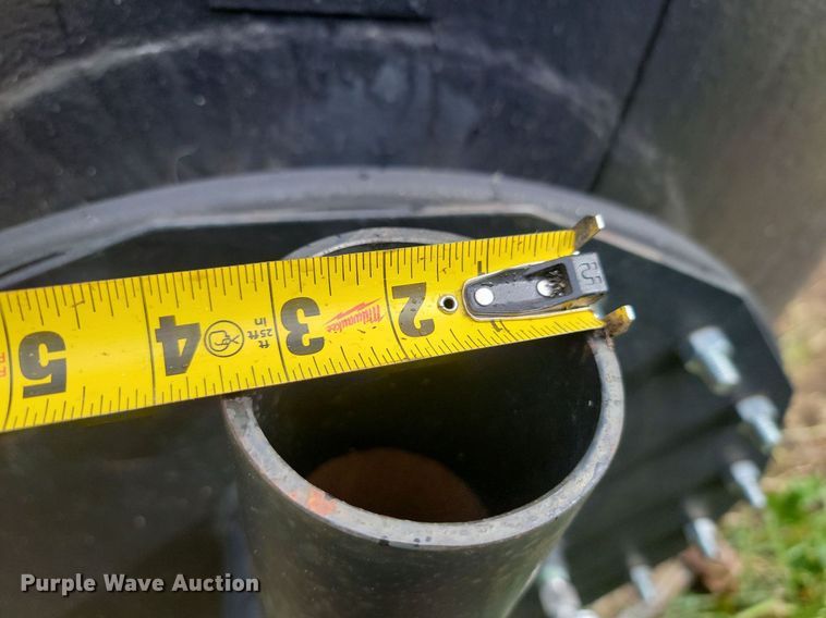 image for item JE9512 Oil tank