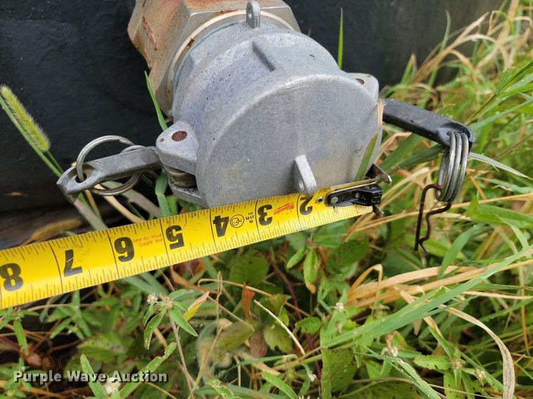 image for item JE9513 Oil tank