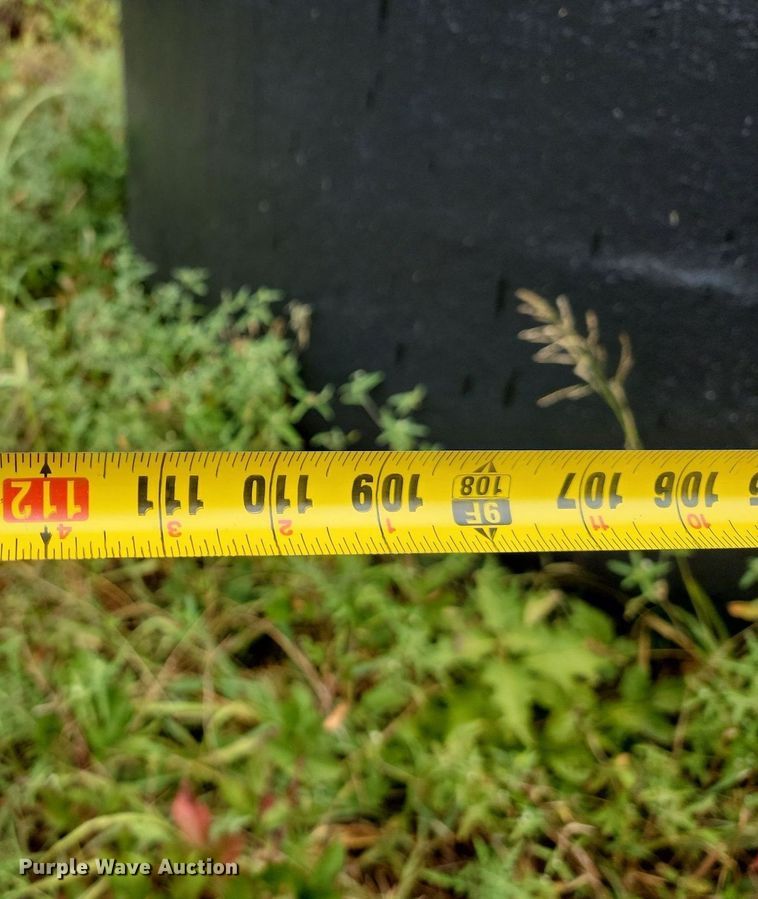 image for item JE9513 Oil tank