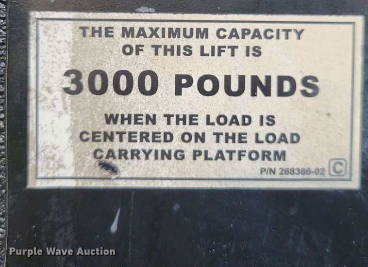 image for item JE9524 2015 Hino 338  box truck