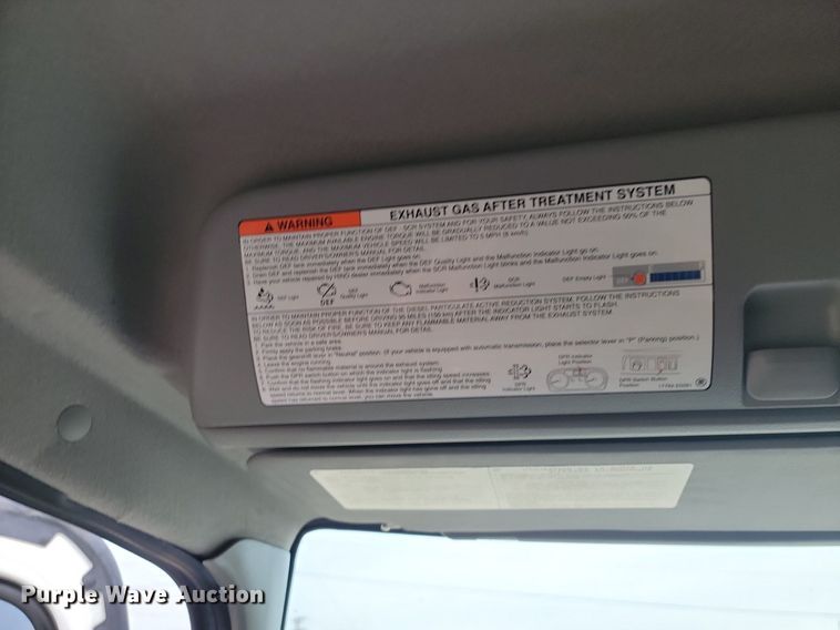 image for item JE9524 2015 Hino 338  box truck