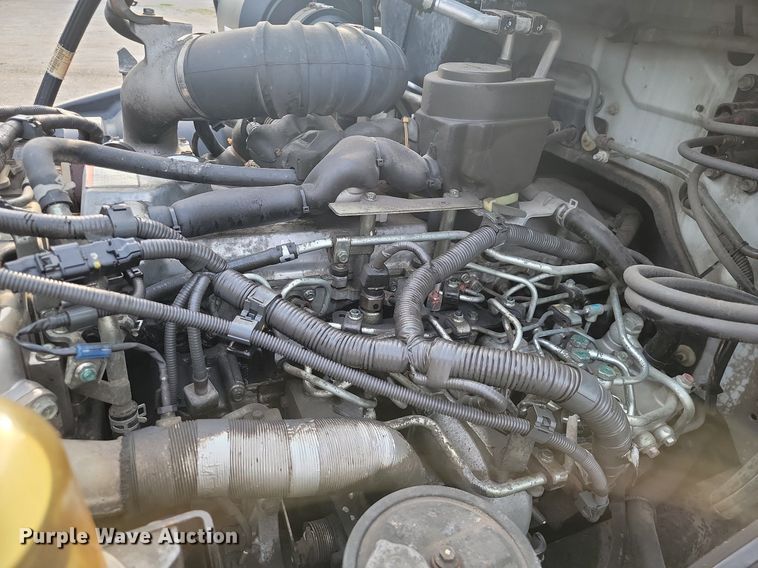 image for item JE9524 2015 Hino 338  box truck