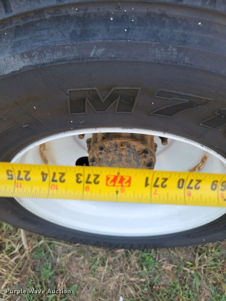 image for item JE9524 2015 Hino 338  box truck