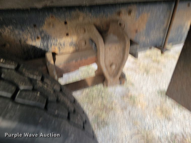 image for item JE9524 2015 Hino 338  box truck