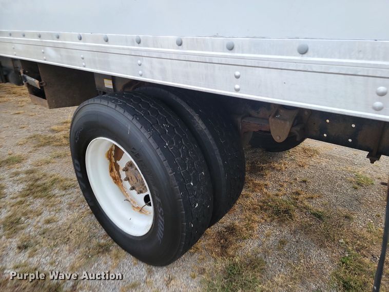 image for item JE9524 2015 Hino 338  box truck