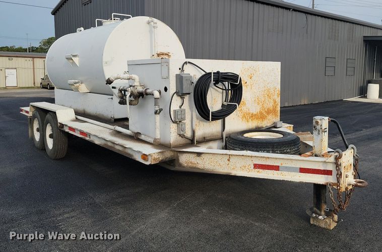image for item JE9525 1984 DHW  equipment trailer with oil filtration system