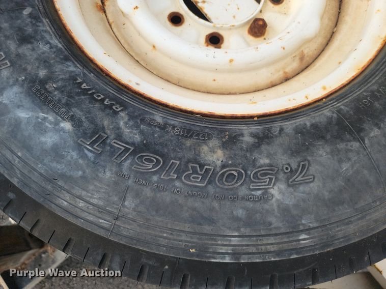 image for item JE9525 1984 DHW  equipment trailer with oil filtration system