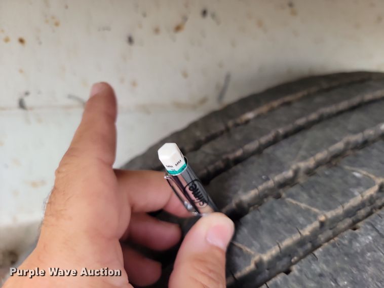 image for item JE9525 1984 DHW  equipment trailer with oil filtration system