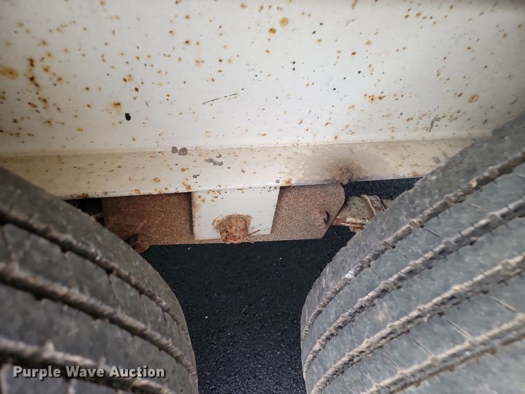 image for item JE9525 1984 DHW  equipment trailer with oil filtration system