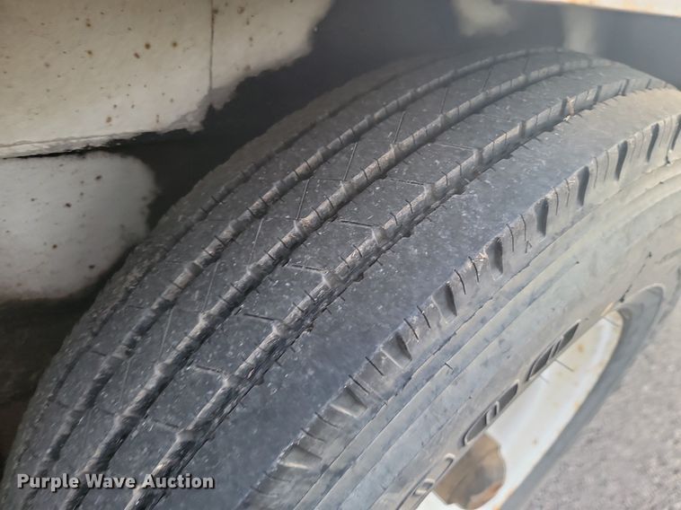 image for item JE9525 1984 DHW  equipment trailer with oil filtration system