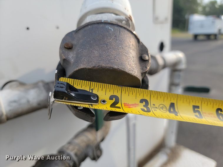 image for item JE9525 1984 DHW  equipment trailer with oil filtration system