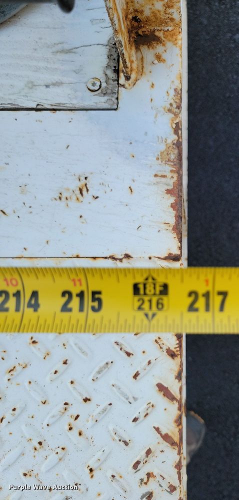 image for item JE9525 1984 DHW  equipment trailer with oil filtration system