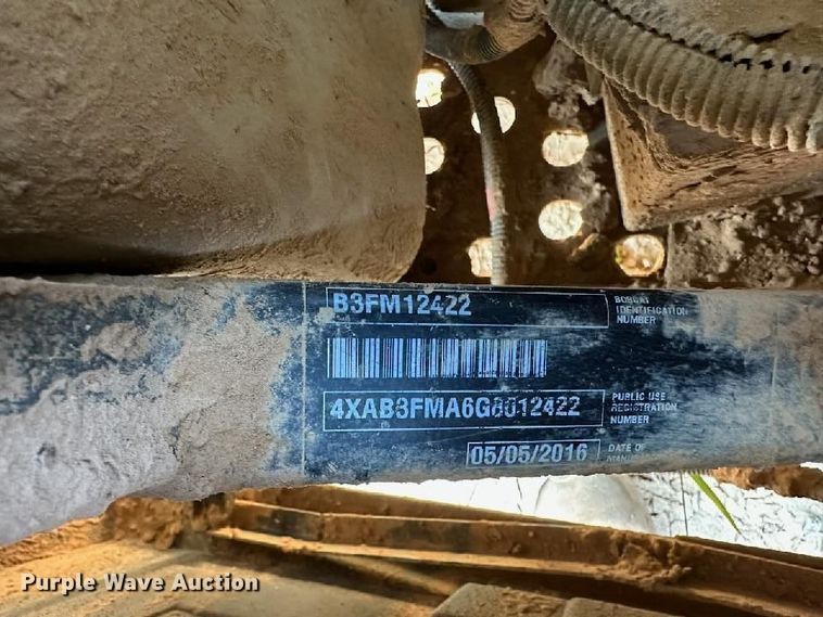 image for item KB9370 2016 Bobcat 3400XL utility vehicle