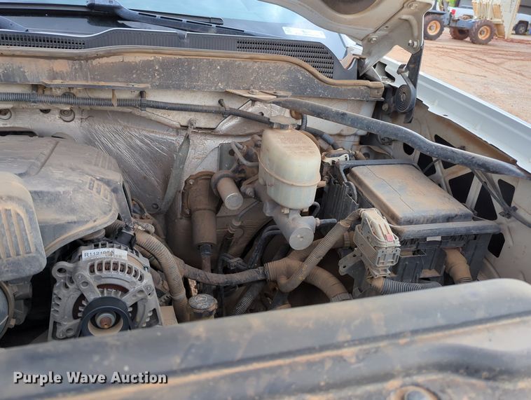 image for item KB9373 2015 Chevrolet Silverado 2500HD Crew Cab pickup truck