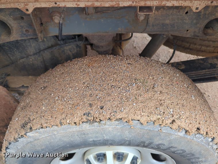 image for item KB9373 2015 Chevrolet Silverado 2500HD Crew Cab pickup truck