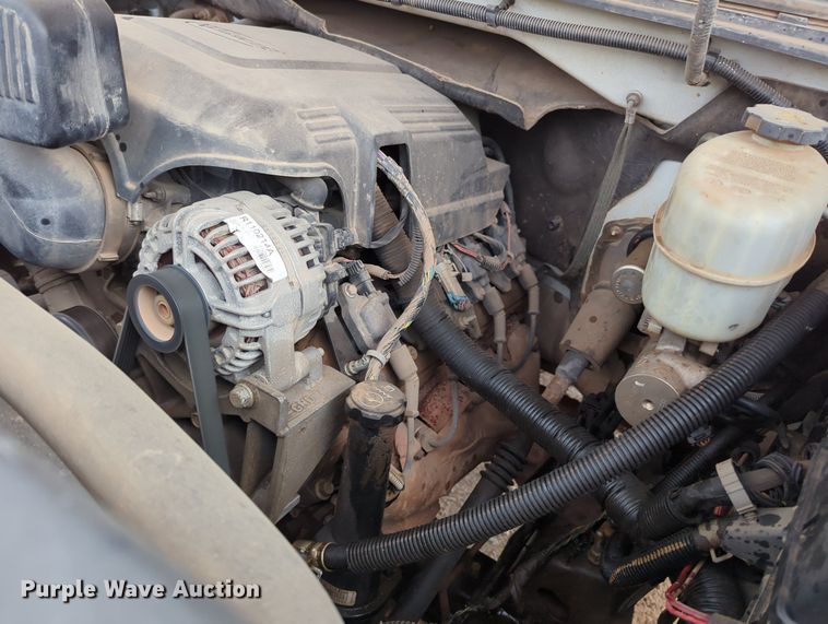 image for item KB9374 2014 Chevrolet Silverado 2500HD Crew Cab pickup truck