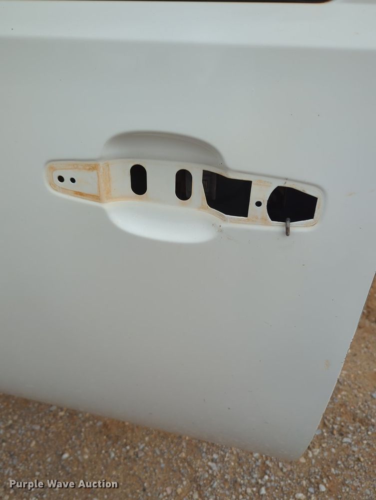 image for item KB9374 2014 Chevrolet Silverado 2500HD Crew Cab pickup truck