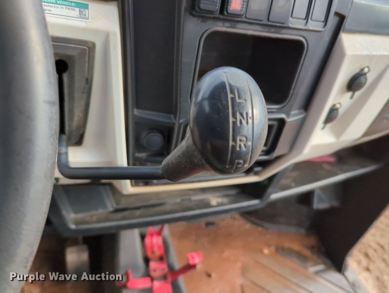 image for item KB9375 2015 Bobcat 3400XL utility vehicle