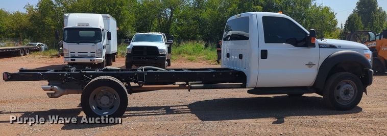 image for item KB9404 2016 Ford F550  truck cab and chassis