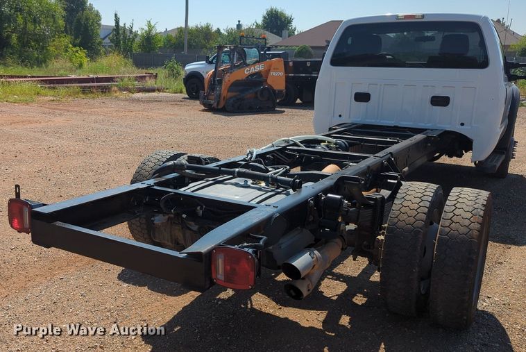 image for item KB9404 2016 Ford F550  truck cab and chassis