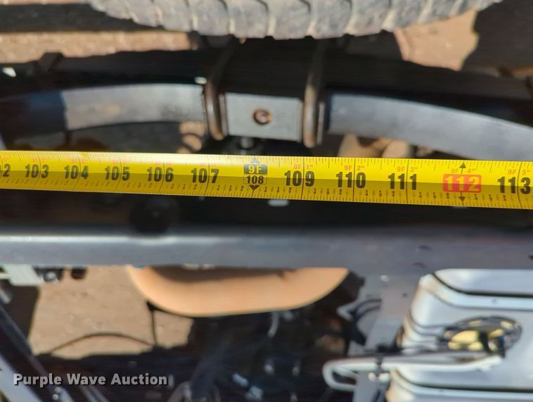 image for item KB9404 2016 Ford F550  truck cab and chassis